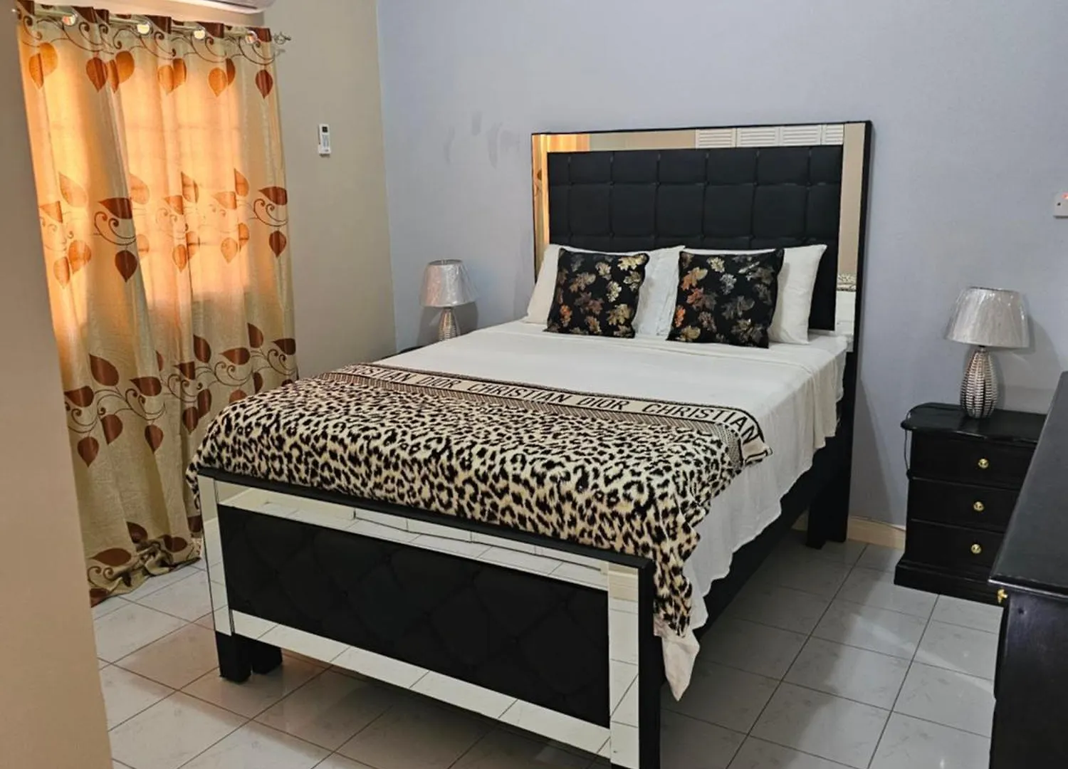 Mi Casa Comfort Estate Portmore 0*,  Jamaica