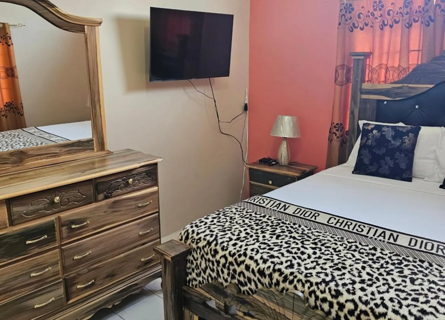 Mi Casa Comfort Estate Portmore Holiday home